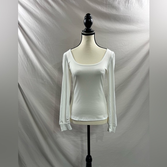 White Scoop Neck Rib Knit Lantern Sleeve Tee - Picture 5 of 7